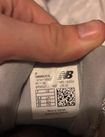 New Balance 9060 concrete grey taille 40