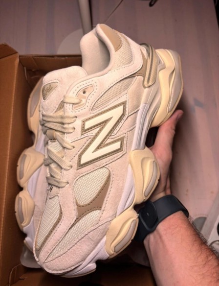 New balance 9060 sea salt brown taille 42