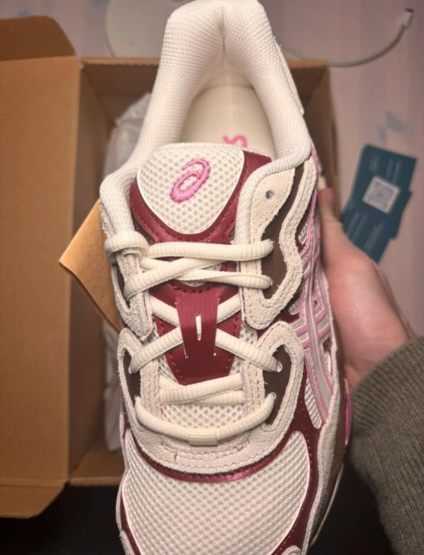 Asics gel nyc sweet pink taille 41,5 2