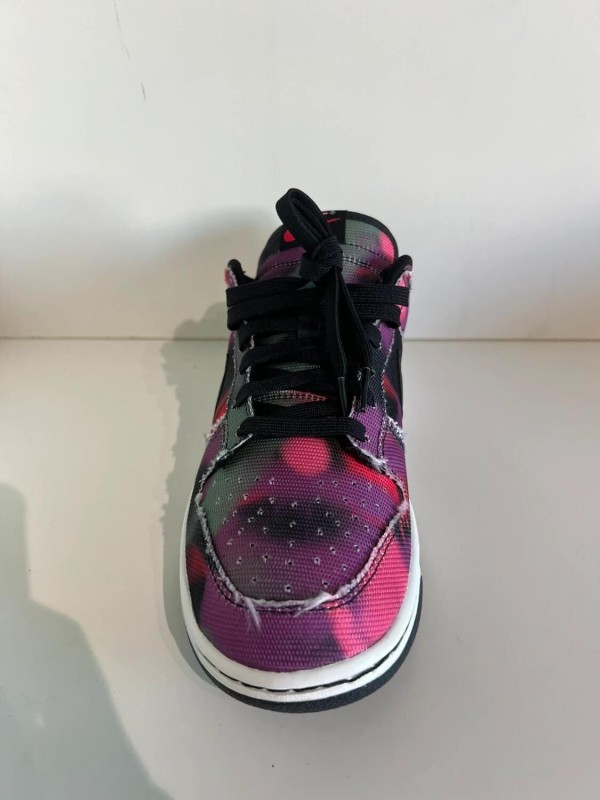 Nike Dunk low Graffiti Pink 2