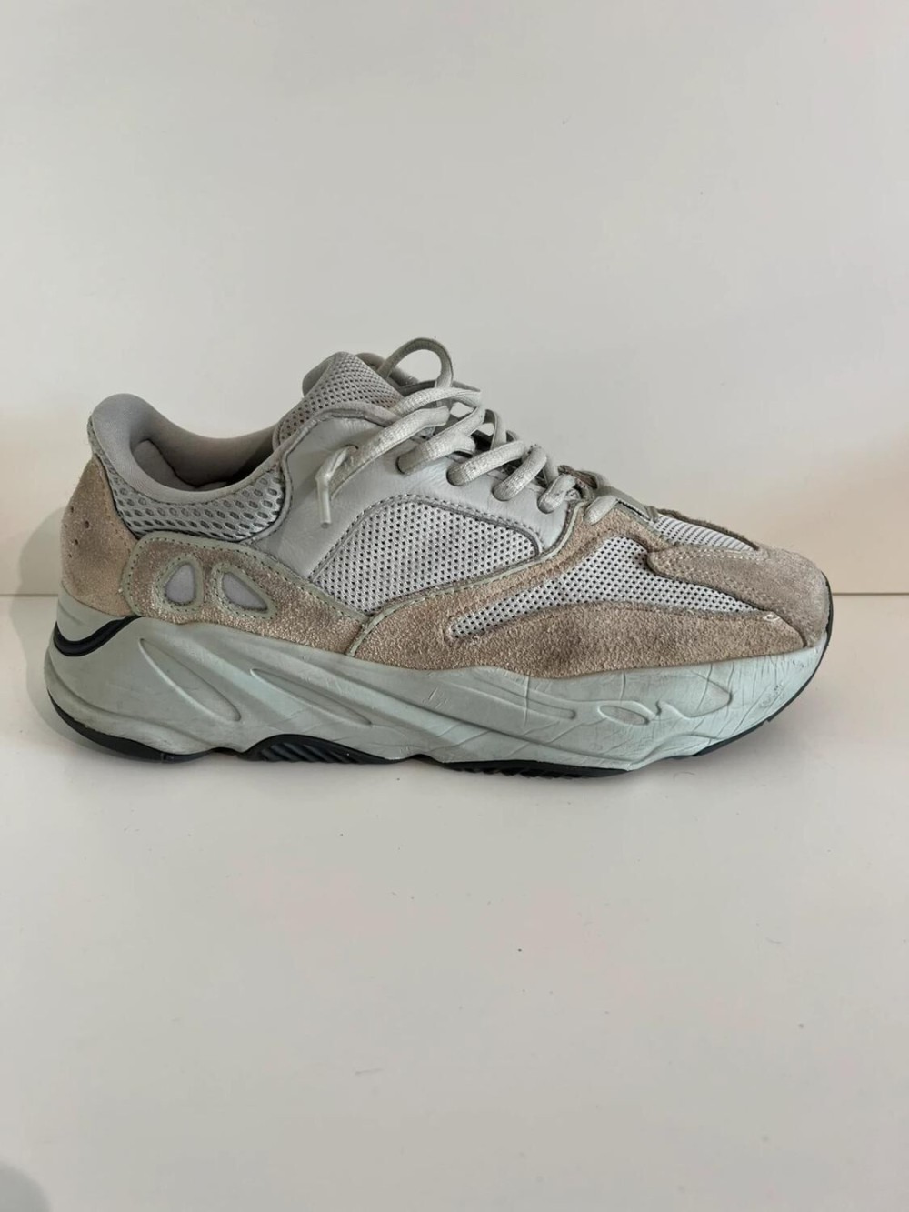 Yeezy 700 Salt