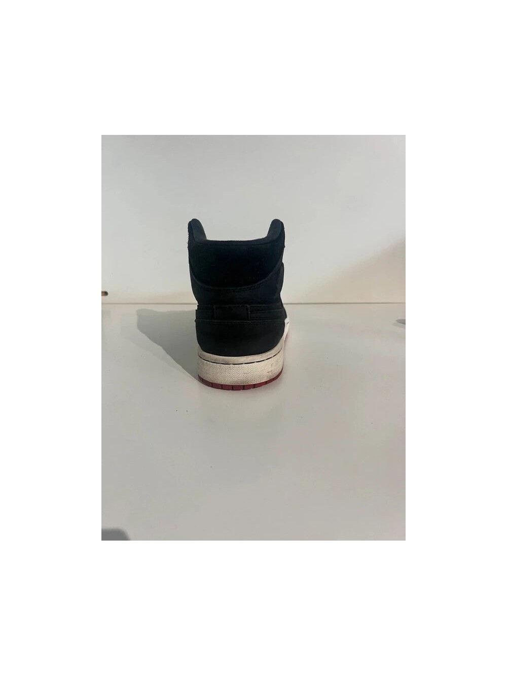 Nike Air Jordan 1 Mid Noveau Black Red