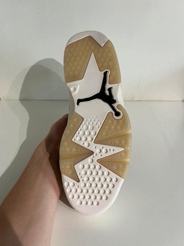 Jordan 6 Quai 54 2