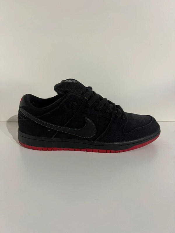 Nike SB dunk low Levi’s Black Denim 2