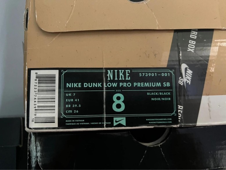 Nike SB dunk low Levi’s Black Denim