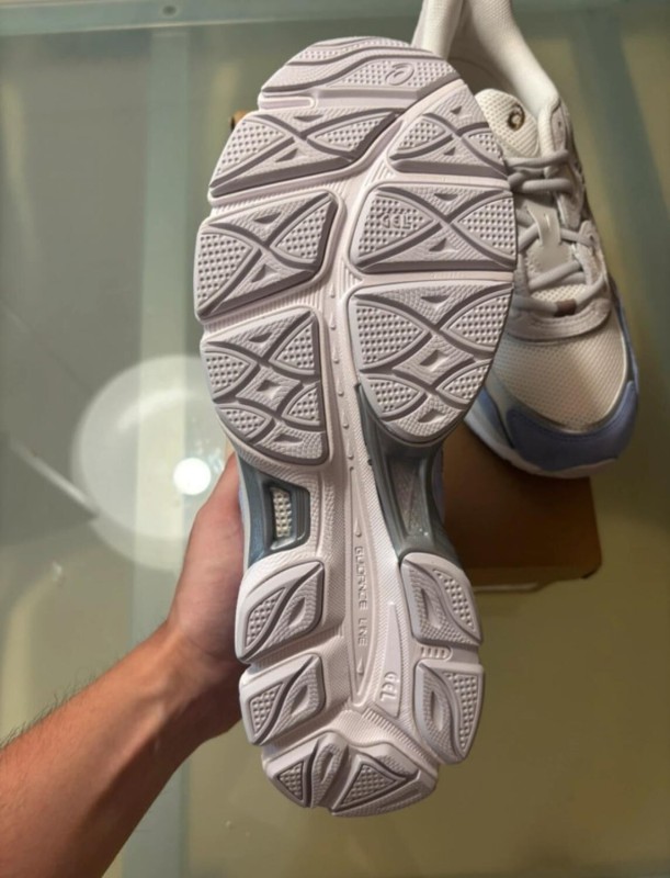 Asics gel nyc cream / cloud grey taille 43,5 2