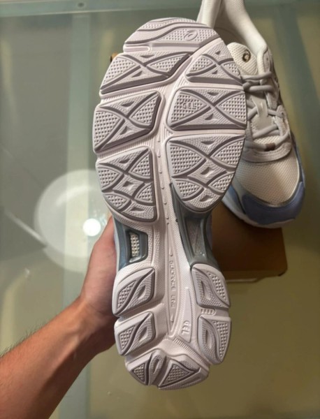 Asics gel nyc cream / cloud grey taille 43,5