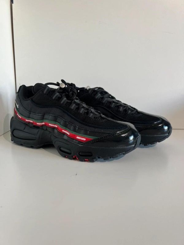 Nike Air Max 95 Undefeated Black