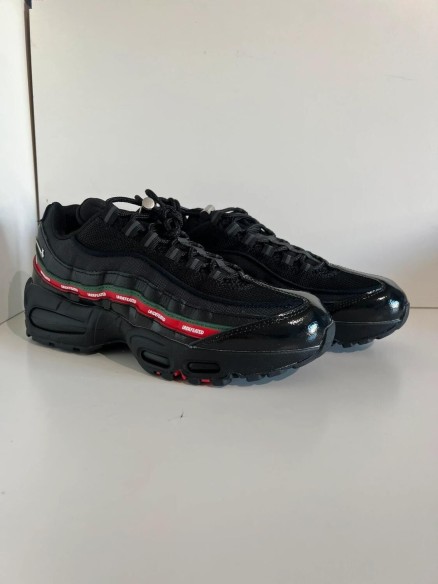 Nike Air Max 95 Undefeated Black