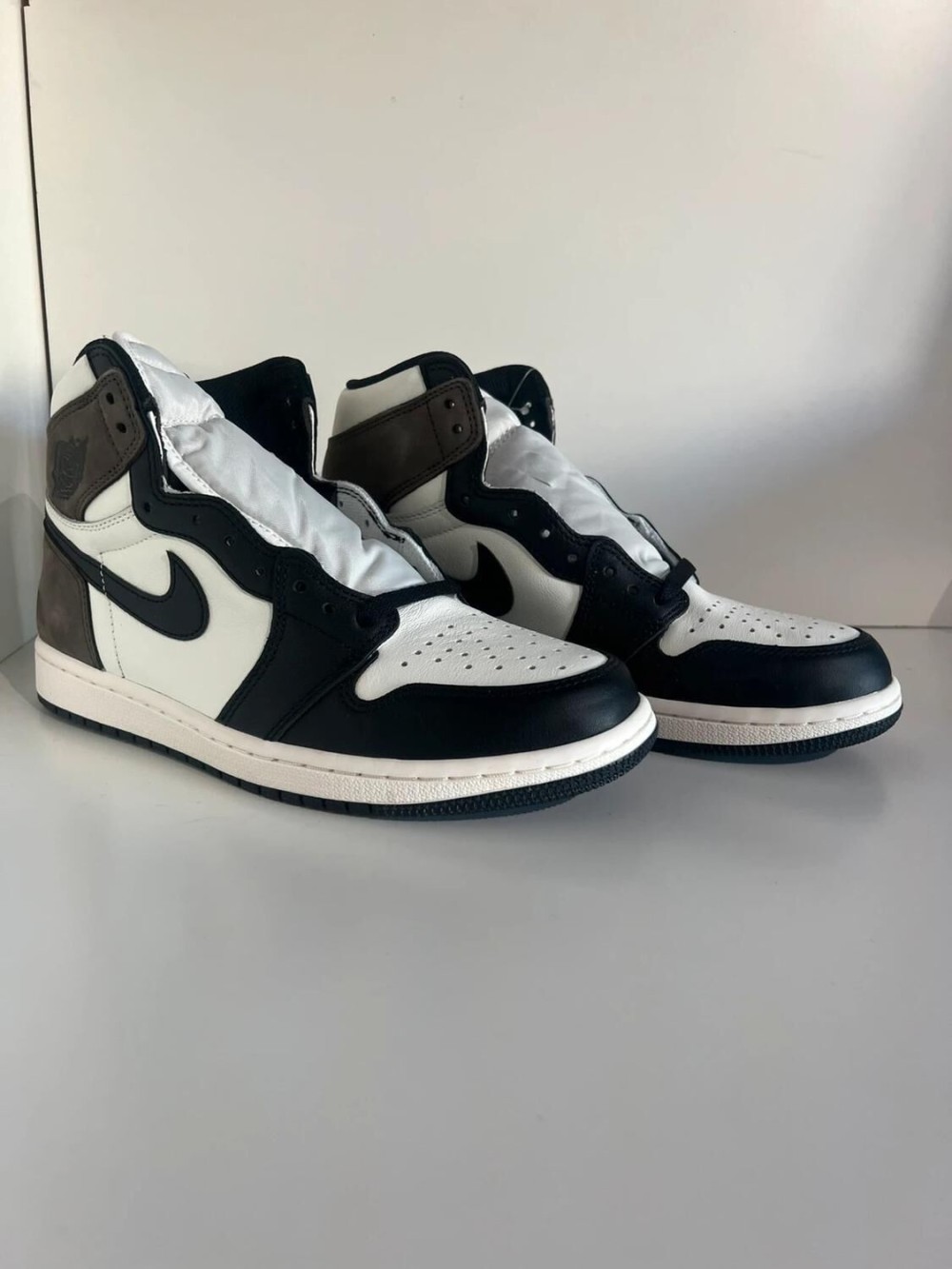 Nike Air Jordan 1 High Dark Mocha