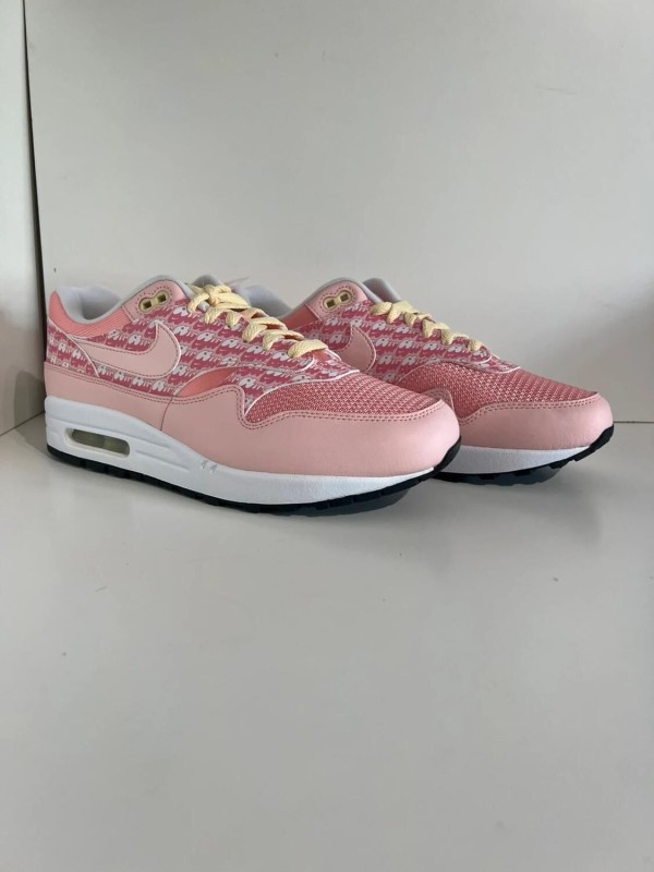 Nike air Max 1 Strawberry Lemonade