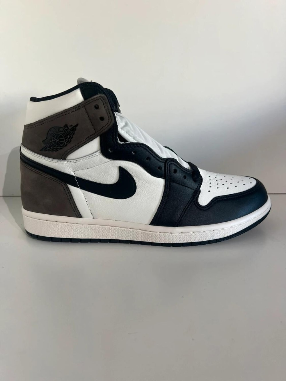Nike Air Jordan 1 High Dark Mocha