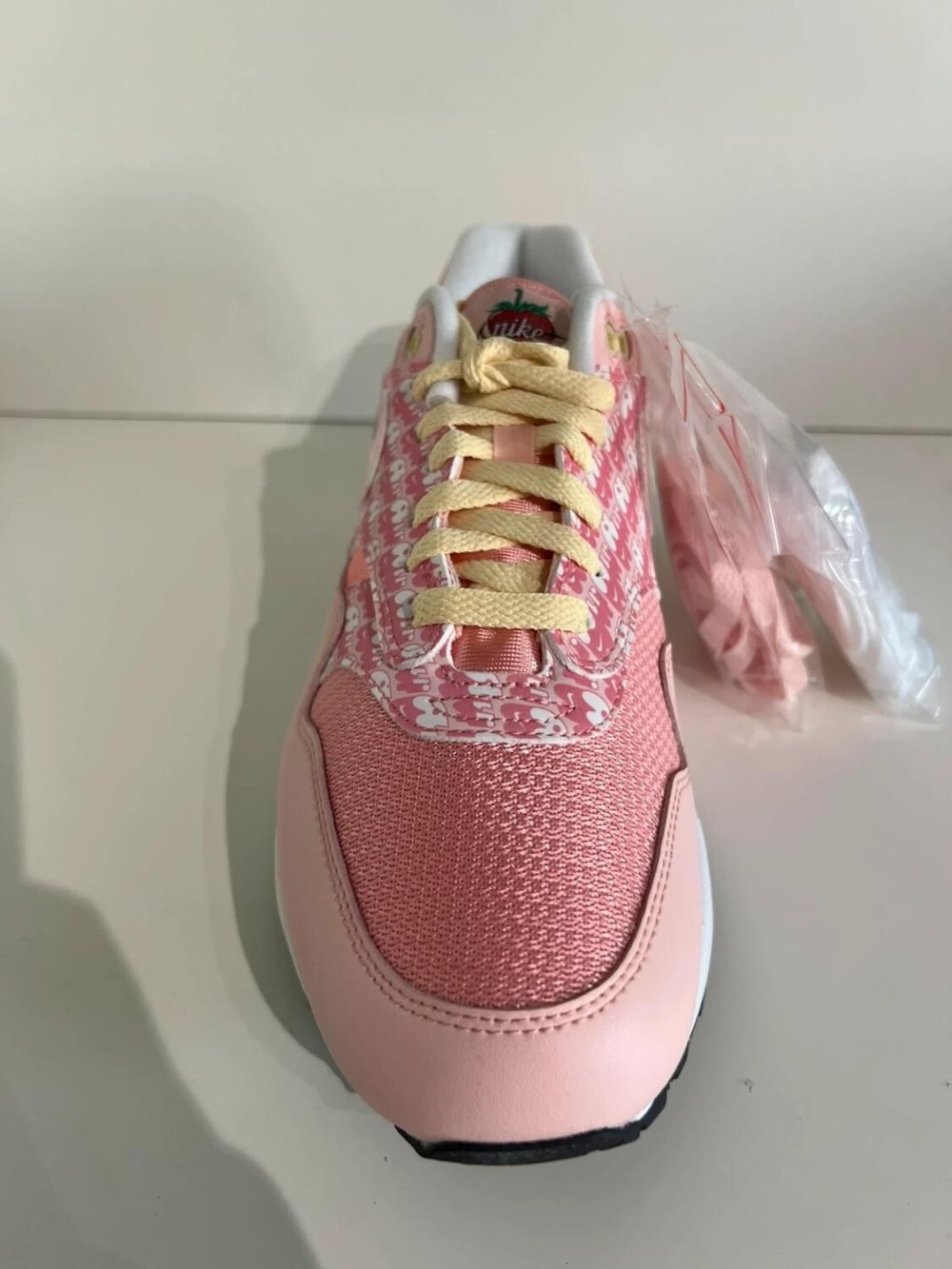 Nike air Max 1 Strawberry Lemonade