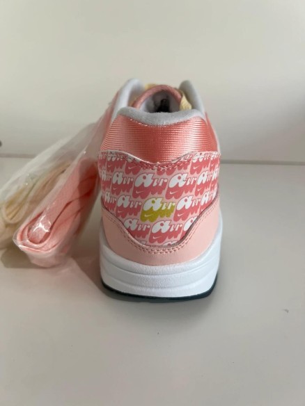 Nike air Max 1 Strawberry Lemonade