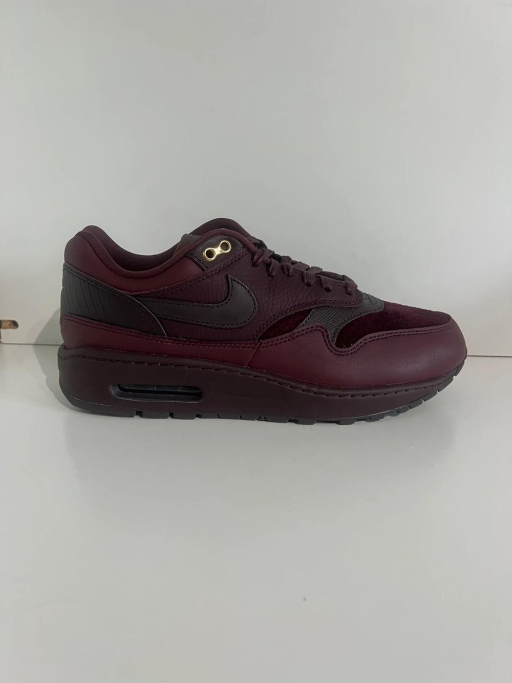 Nike Air Max 1 Burgundy Crush (W)