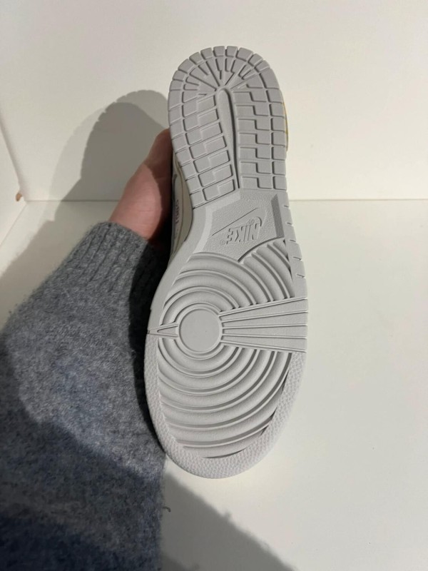 Nike Dunk low X Off-White Lot 21 2