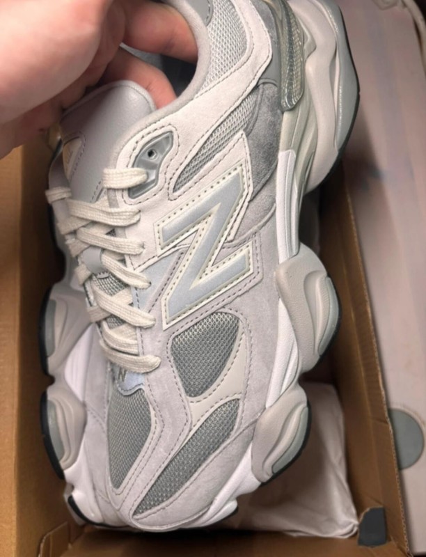 New Balance 9060 concrete grey taille 36 2