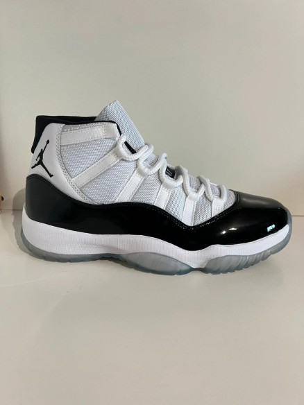 Nike Air Jordan 11 Concord (2018)