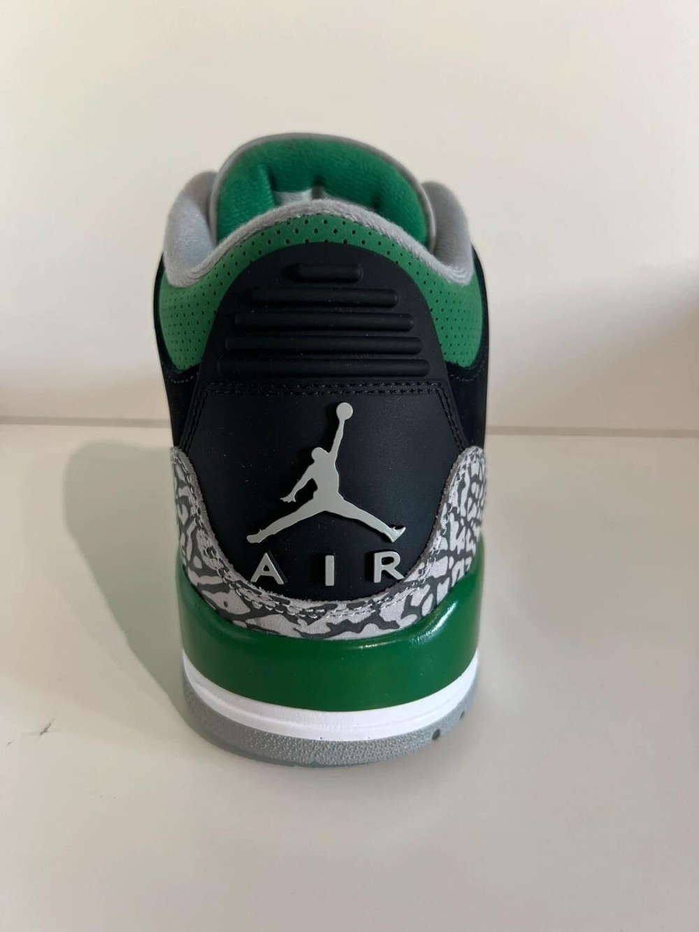 Nike Air Jordan 3 Pine Green