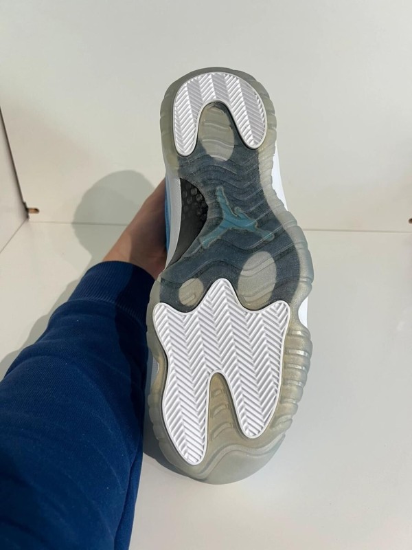 Nike Air Jordan 11 Pantone 2