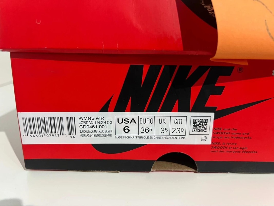 Nike Air Jordan 1 High Silver Toe 2