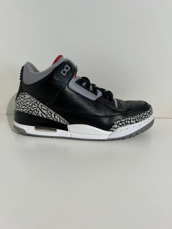 Nike Air Jordan 3 Black Cement (2011) 2