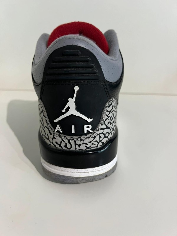 Nike Air Jordan 3 Black Cement (2011) 2