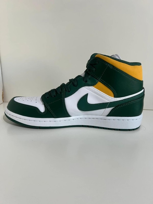 Nike Air Jordan 1 mid Sonics 2