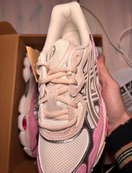 Asics gel nyc cream mineral beige taille 42