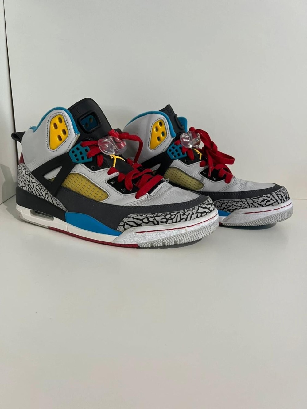 Jordan Spizike Bordeaux (2012)