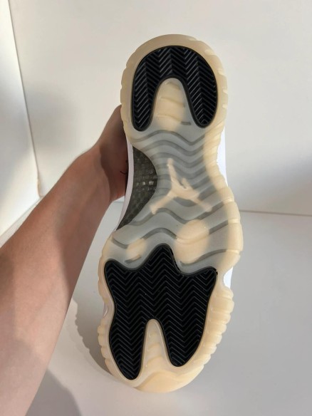 Nike Air Jordan 11 DMP Gratitude