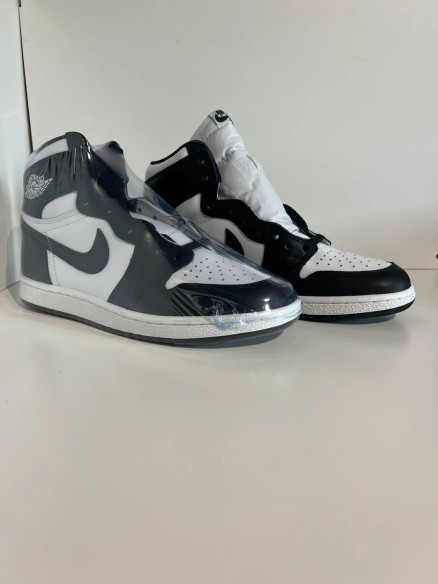 Nike Air Jordan 1 high ‘85 Black White