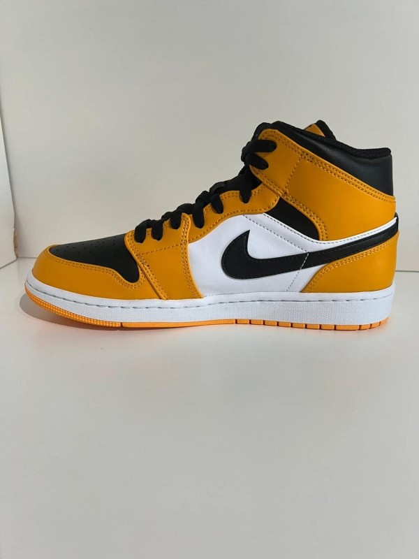 Nike Air Jordan 1 mid Taxi 2