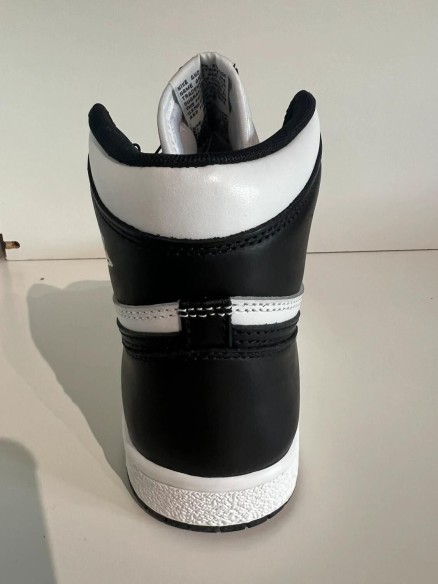 Nike Air Jordan 1 high ‘85 Black White