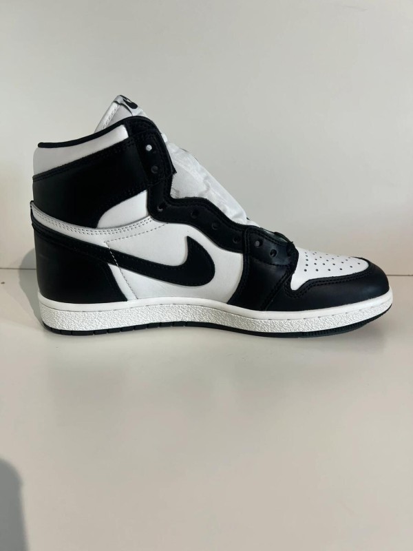 Nike Air Jordan 1 high ‘85 Black White 2