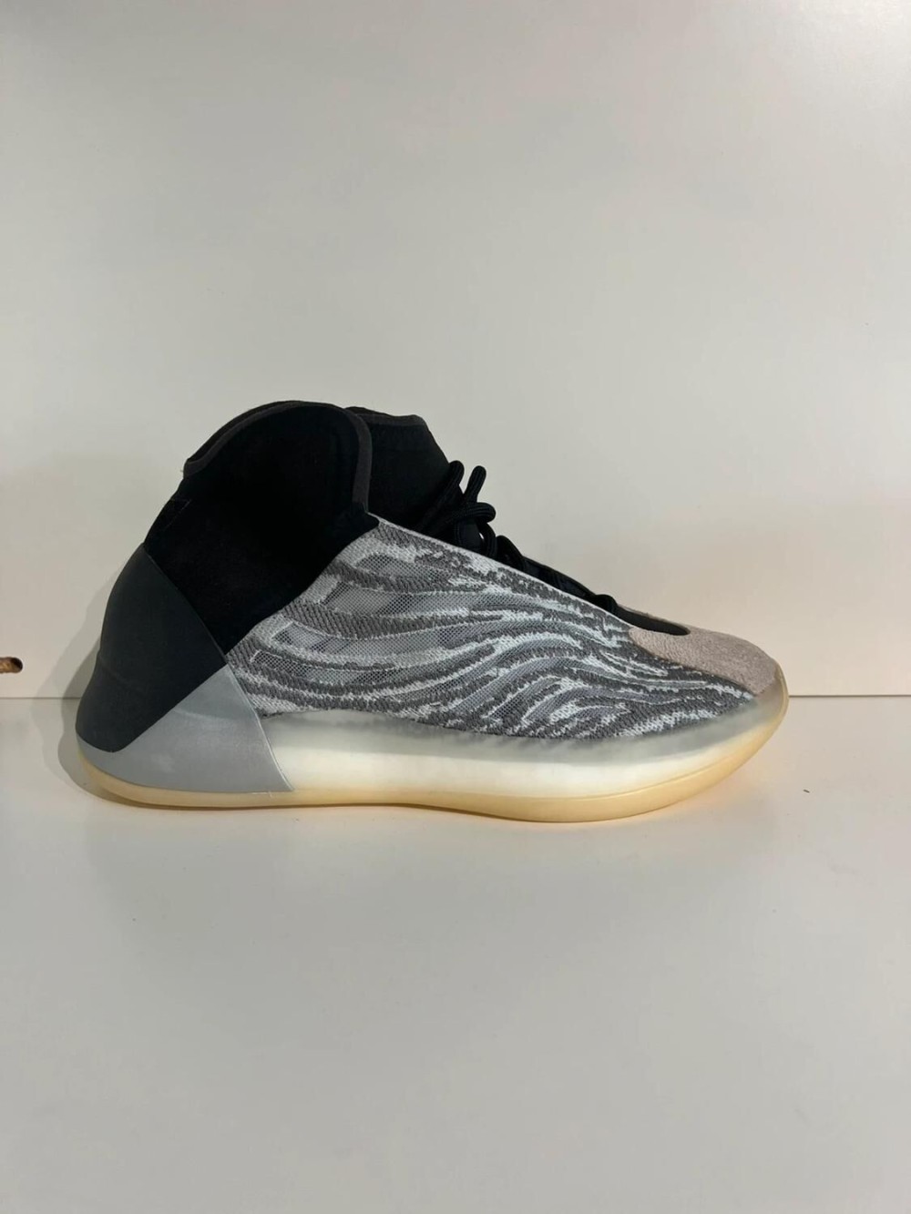 Yeezy Quantum Lifestyle Model