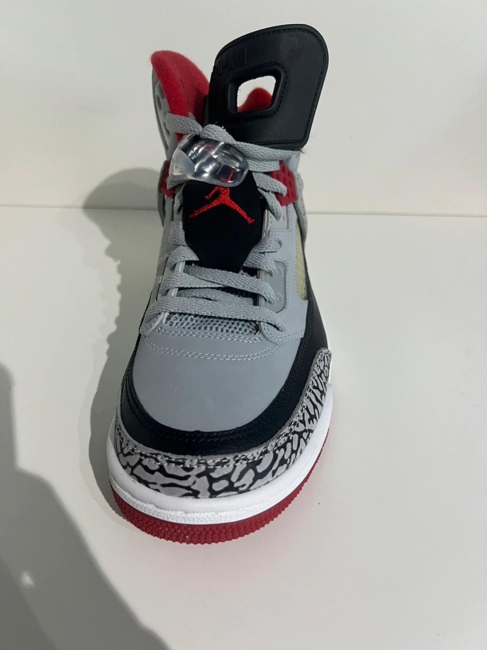 Jordan Spizike Wolf Grey (2014)