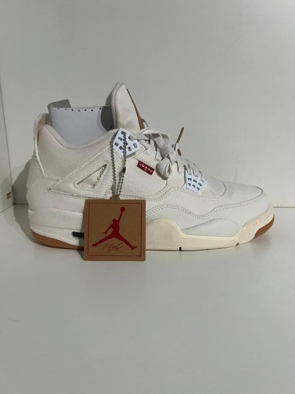 Nike Air Jordan 4 X Levi’s White (Levi’s tag) 2