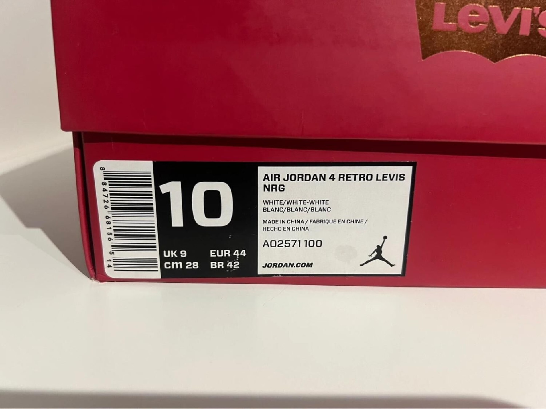 Nike Air Jordan 4 X Levi’s White (Levi’s tag)