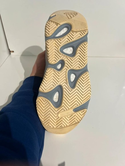 Yeezy 700 Inertia