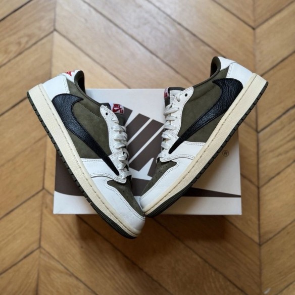 Nike Air Jordan 1 Low Travis Scott Medium Olive EU40,5 US7,5 DM7866-200