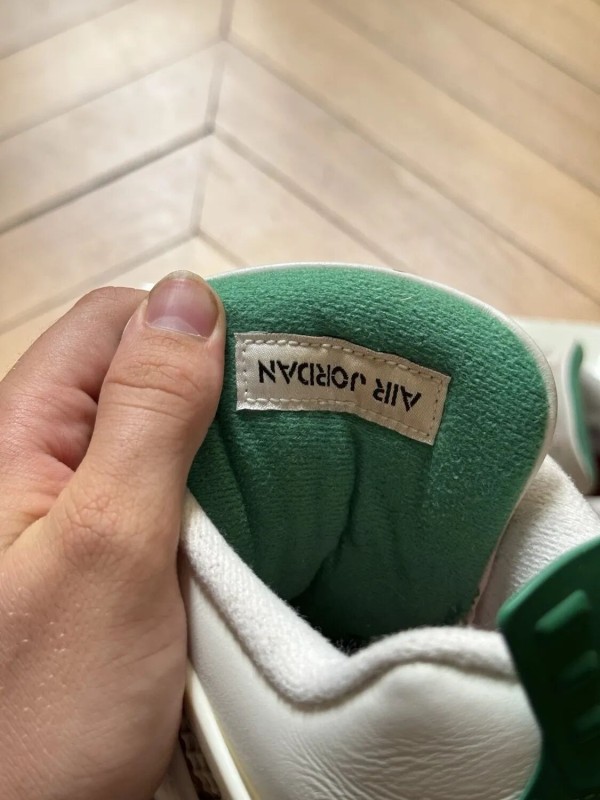 Jordan Air Jordan 4 Retro SP Nike SB Pine Green EU45 DR5415-103 2