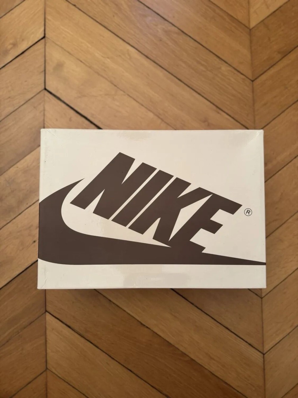 Air Jordan 1 Retro Low OG X Travis Scott Velvet Brown, Lightly Worn, EU 47