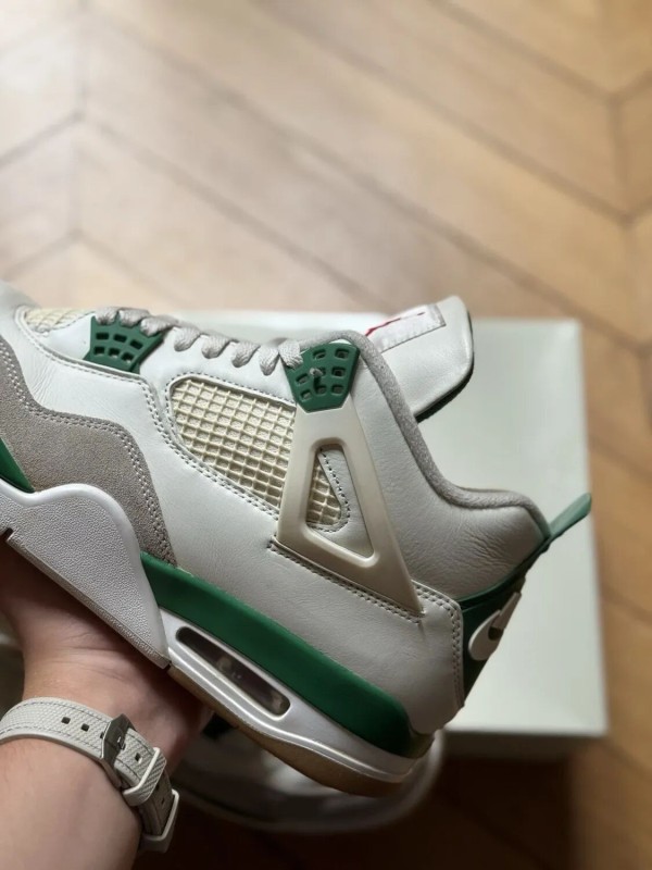 Jordan Air Jordan 4 Retro SP Nike SB Pine Green EU45 DR5415-103 2