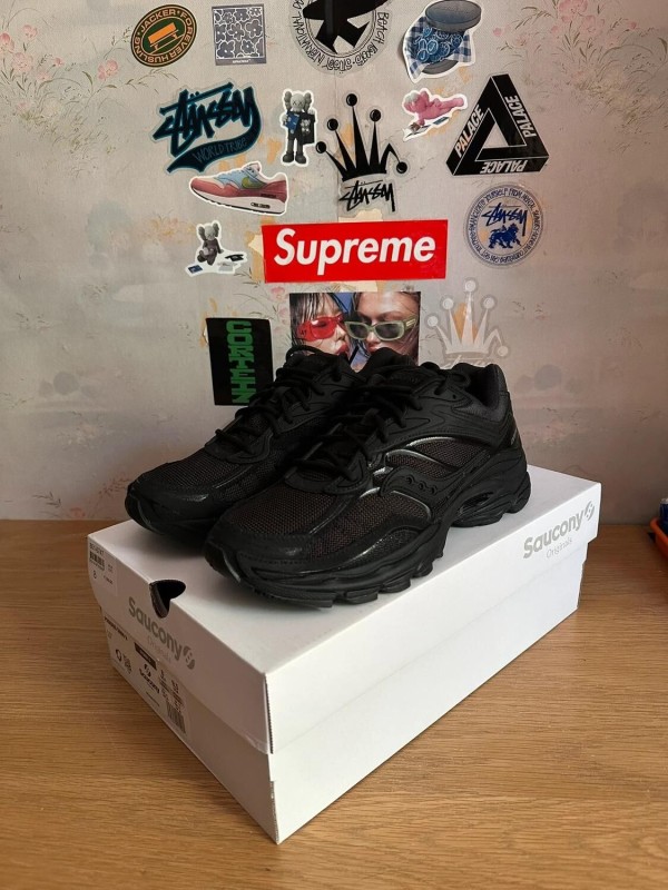 Saucony ProGrid Omni 9 black 2