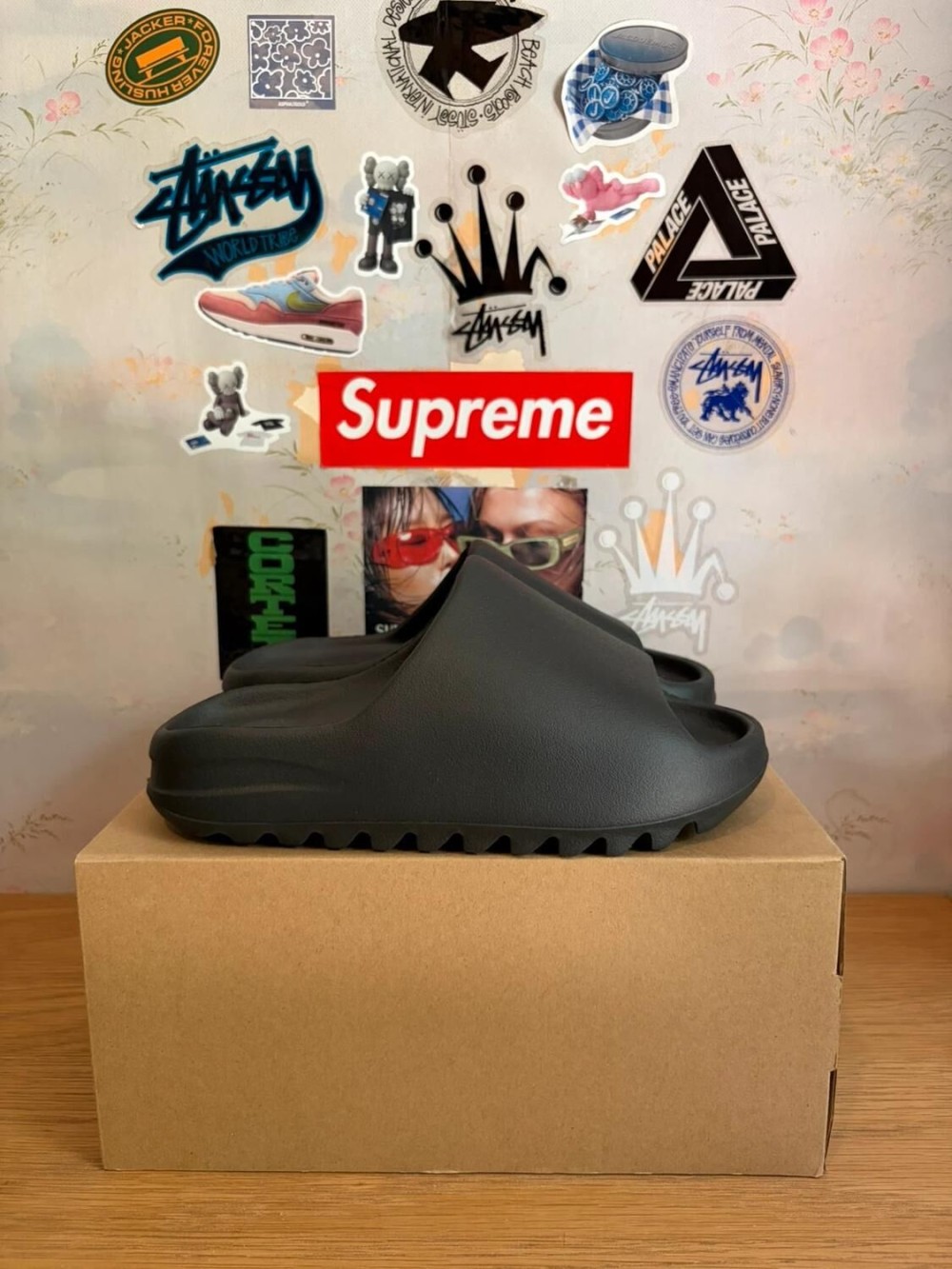 Adidas Yeezy slide onyx