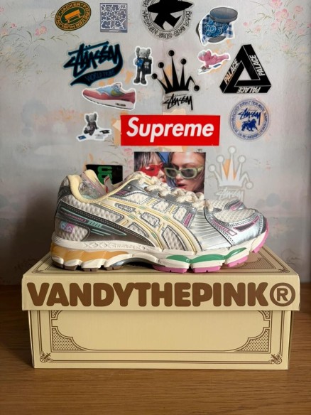 ASICS Gel-Kayano Vandy