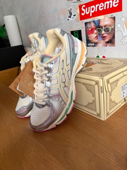 ASICS Gel-Kayano Vandy