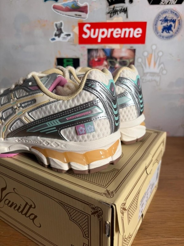 ASICS Gel-Kayano Vandy 2