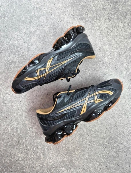 Asics Gel-Quantum Zientzia Kiko Kostadinov Gold taille 41,5